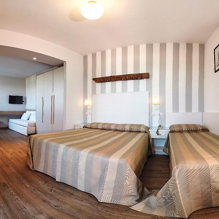 Hotel Derby Exclusive Milano Marittima Bagian luar foto