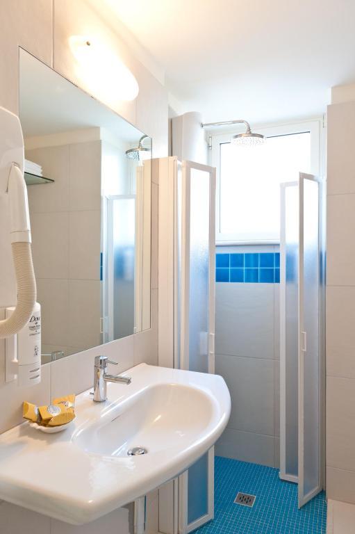 Hotel Derby Exclusive Milano Marittima Ruang foto